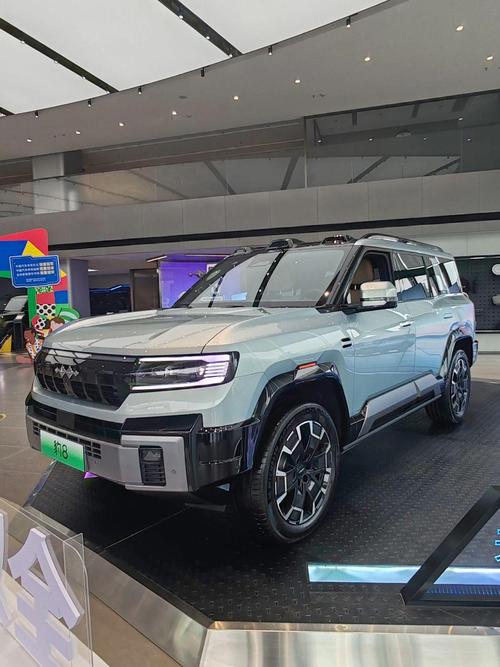 东莞225比亚迪方程豹硬派越野的爆款，英菲尼迪35周年与你共成长